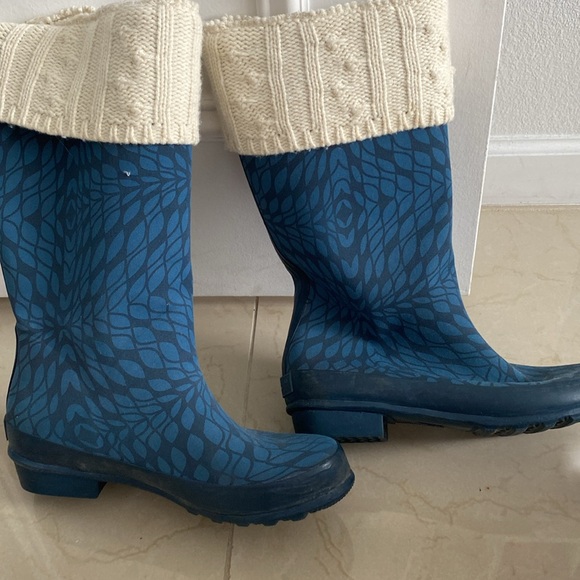 LL Bean Rain Boots - Picture 2 of 7